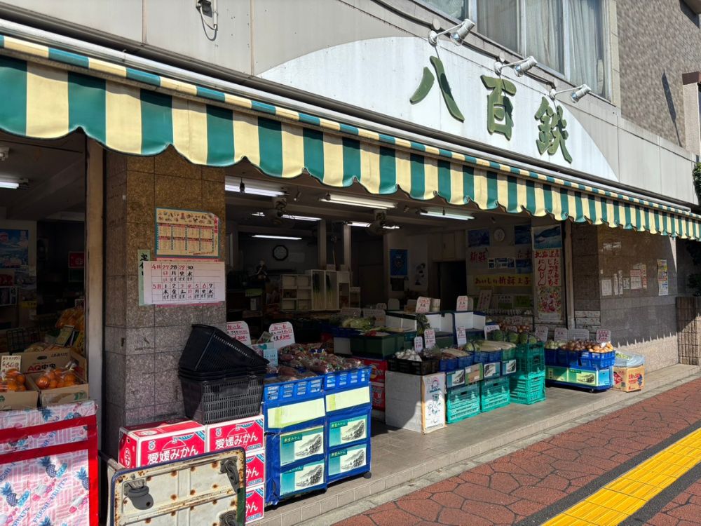 いつでもどこでもサッと取り出せる！3COINS 330円ミニ財布 で小銭もカードも鍵も便利に持ち歩こう