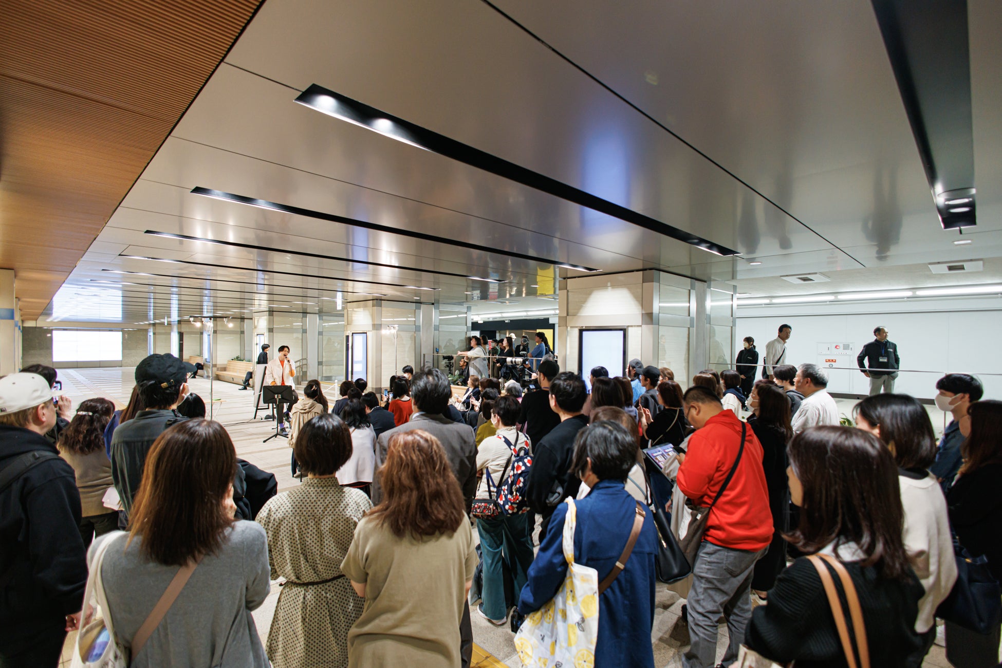 制服・校章・校歌 ｜ 東京都立日本橋高等学校 |