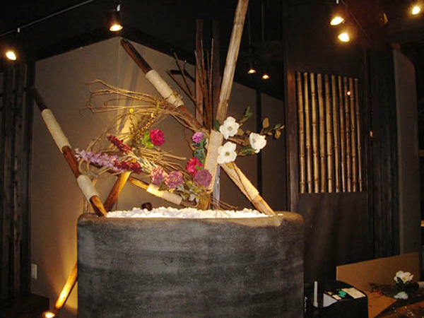 お店や施設の「提案力」を補完するディスプレイ・店舗装飾福岡 店舗ディスプレイ装飾・販促企画・デザイン制作 有限会社次元クリエイト