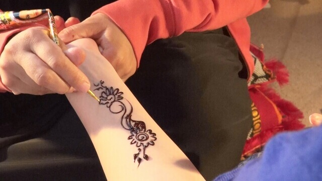 夢占い タトゥーの夢の意味25選！入れる 知らない間に 家族など状況別 Callat media カラットメディア