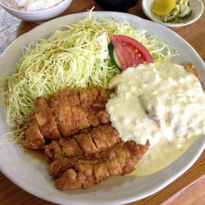 宮崎・都城市年見町 ｢お食事処 天花｣のチキン南蛮定食(御飯大盛)