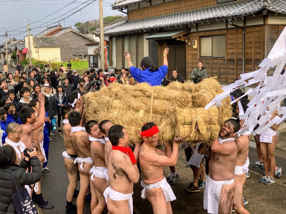 細マッチョ派～ぷよマッチョ派まで！男の肉体しか勝たん！？日本全国の裸祭りまとめ22選｜株式会社オマツリジャパン