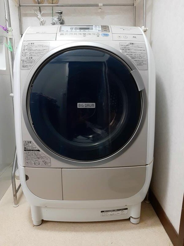 日立ドラム式洗濯乾燥機ビッグドラムのドアを分解するtan^2