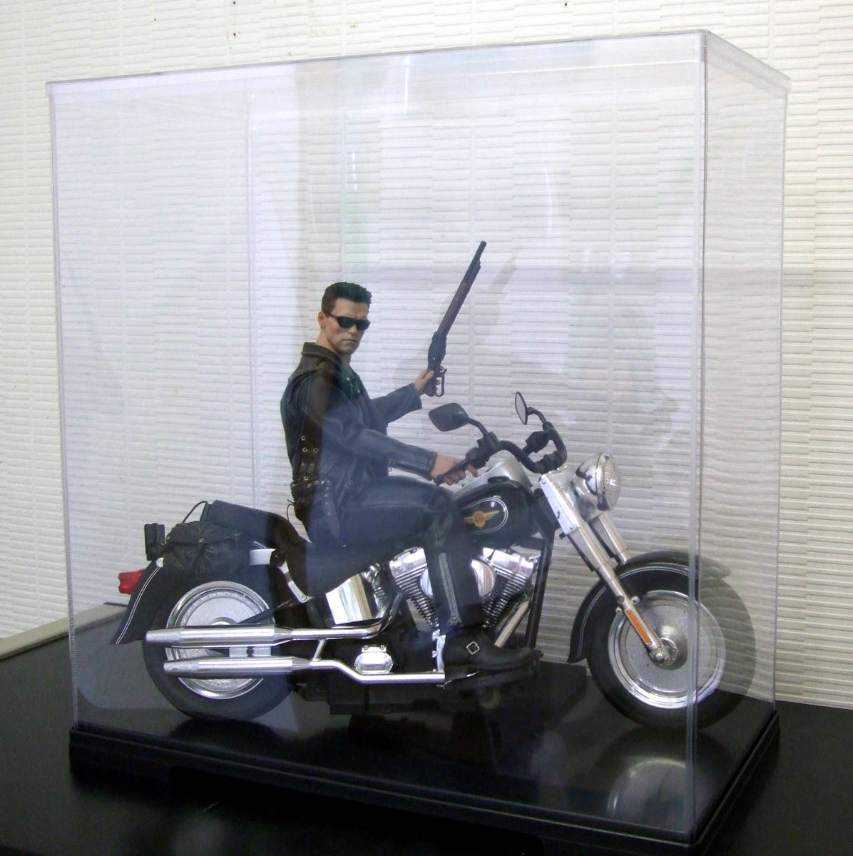 ソフテイルFLFBSファットボーイ・『ターミネーター2』に登場したハーレーメッキ工房NAKARAI