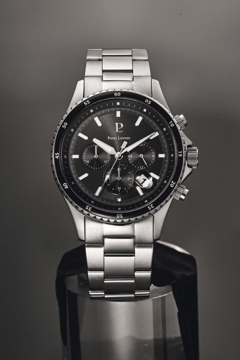 ビジネス向け腕時計18選：知っておきたいマナーと選び方CASIO