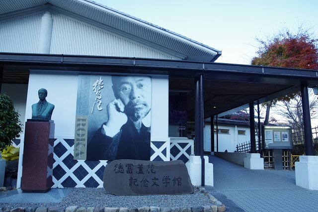 伝統織物産業と現代アートが織りなす国内唯一の布の芸術祭。『FUJI TEXTILE WEEK 2023』が富士吉田市にて開催中！イロハニアート