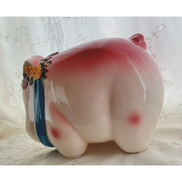 世界初の豚の貯金箱はジャワで生まれたのか？起源を調査してみたロンドンアートめぐり