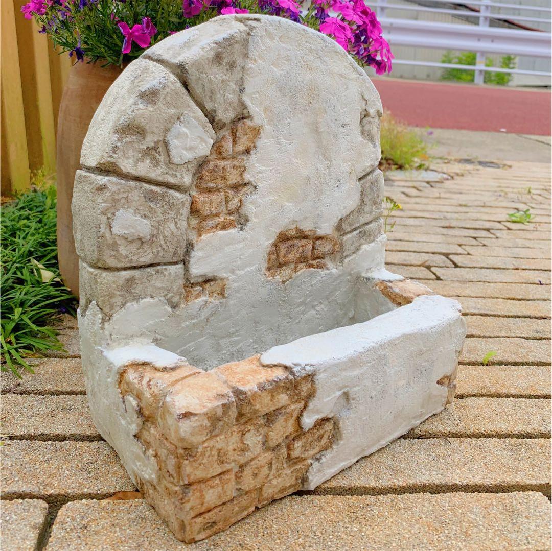 セメント鉢」は100均植木鉢＋コンクリート風のペンキでもっと簡単にDIYできる！作り方と塗り方のコツ解説: タカラ塗料 STAFF BLOG