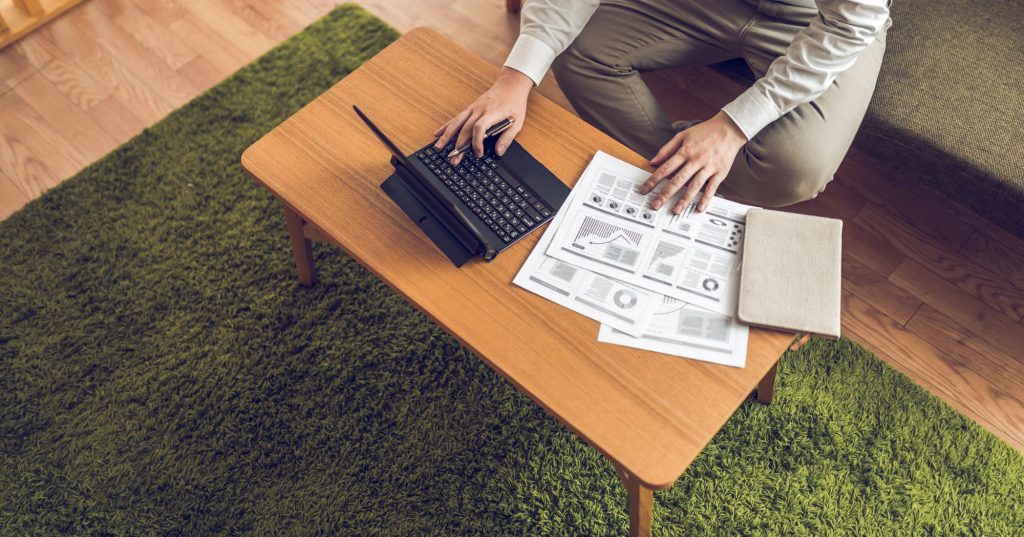 テレワークとはどんな働き方？リモートワーク・在宅勤務との違いも解説