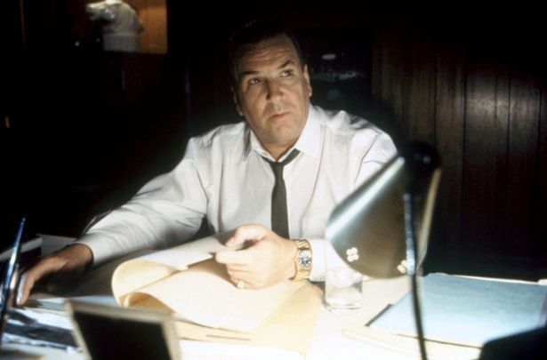 ジョニーウォーカー ブラックルビー」の発売、渋谷センター街周辺を「ブラックルビー」がジャック トークショーには片寄涼太さんも登場 -whynot?でセレンディピティな出会いを