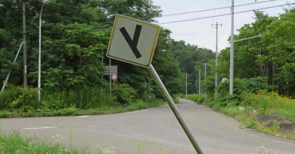 自動車教習所の学科問題について質問です。 - この問題の①と②の- Yahoo!知恵袋