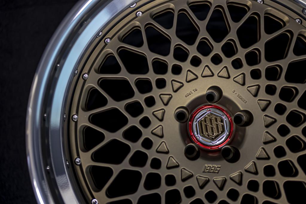 車のカスタム初心者は読むべき！人気のホイールメーカー20選