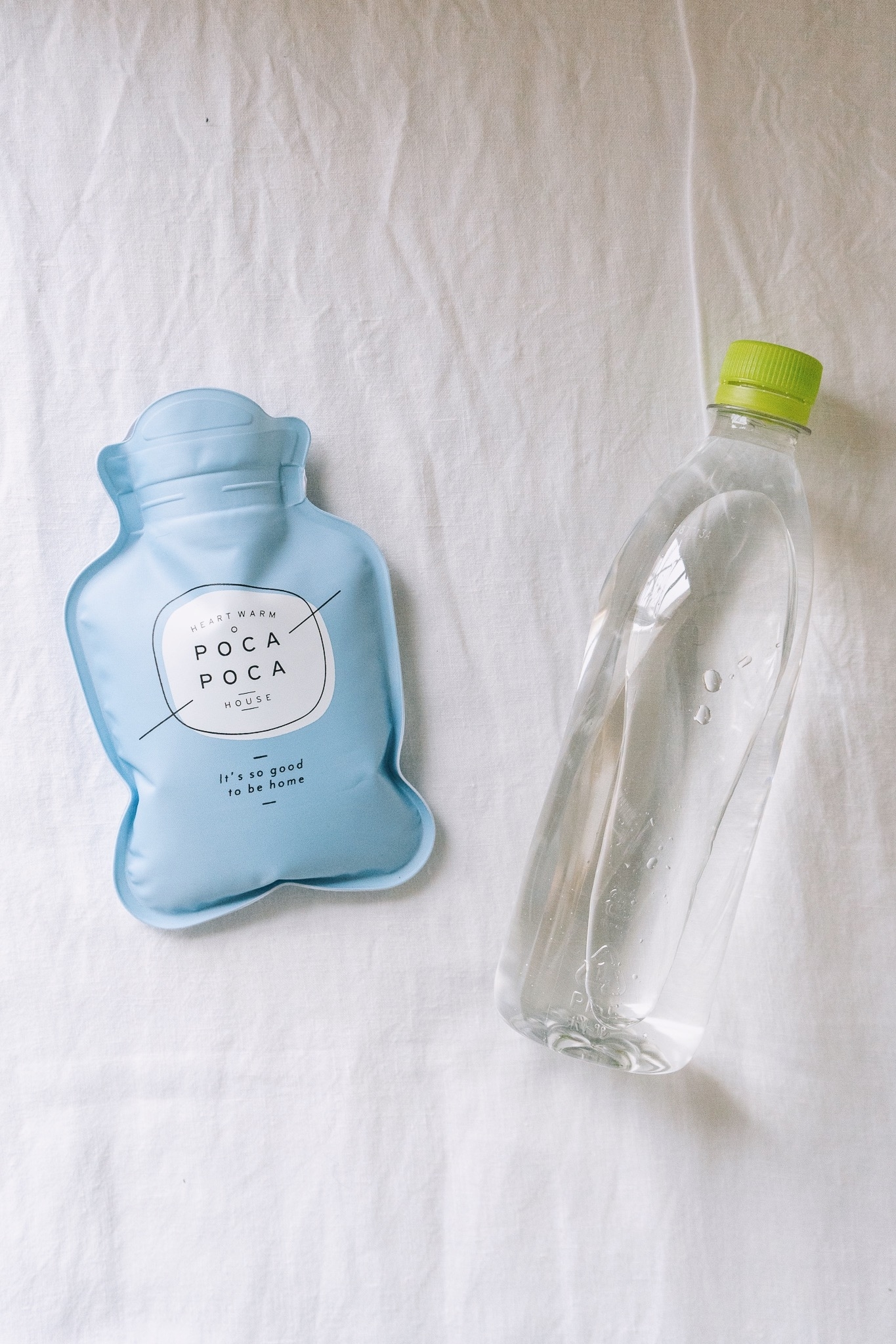 100均セリアの「湯たんぽ」は100円で暖かい！当てやすいサイズ感◎使い方は？イチオシichioshi