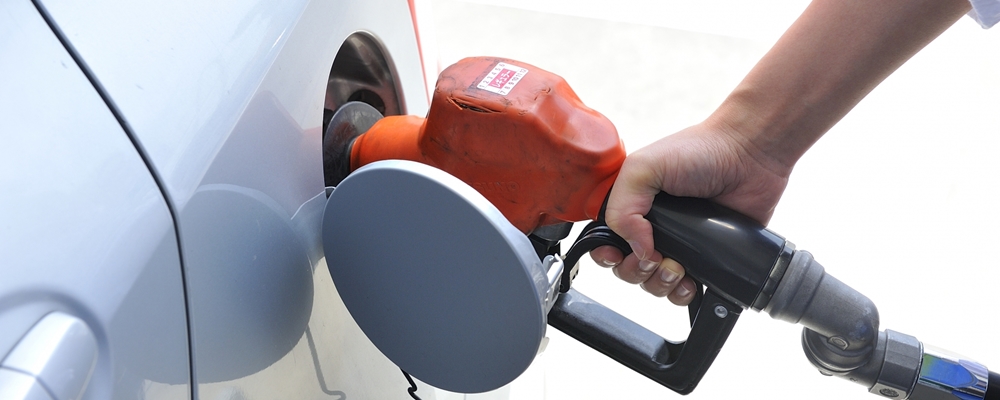 意外な盲点！初心者にはハードルが高い ガソリンスタンドの正しい使い方カーリース・車リースのお役立ち記事車リースのリースナブル