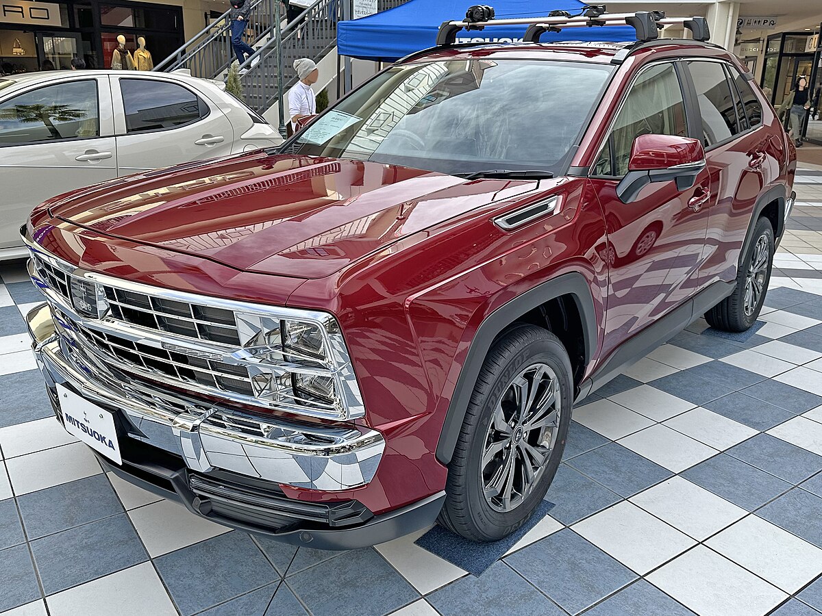 光岡 バディ トヨタRAV4がベース、アメリカンSUVらしい直線的デザインを表現 - 価格.com