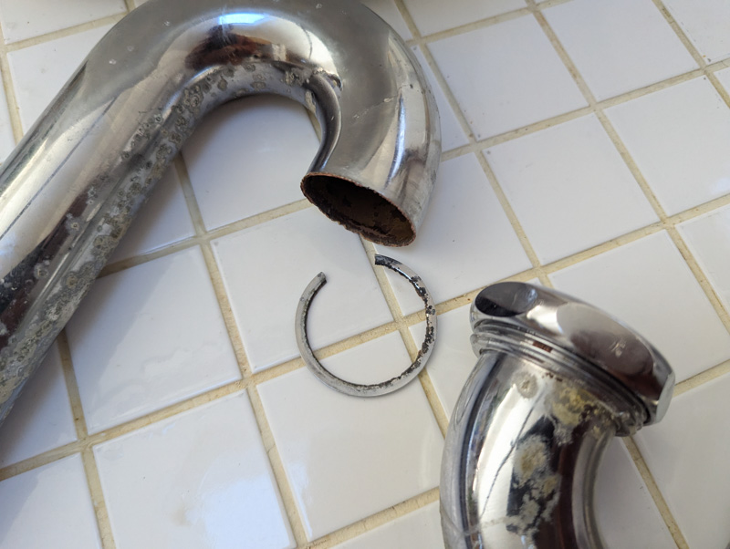 台所下まわりのパッキン交換方法大全集！シンクの水漏れ対策住まいる水道