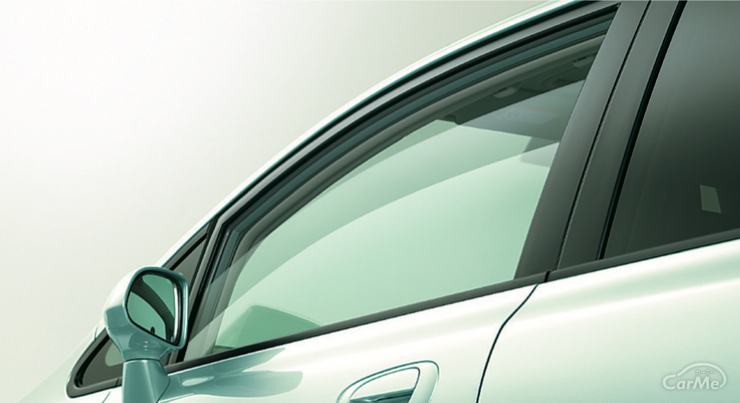 いすゞ エルフ 運転席側窓閉まらない オイル交換グーネットピット