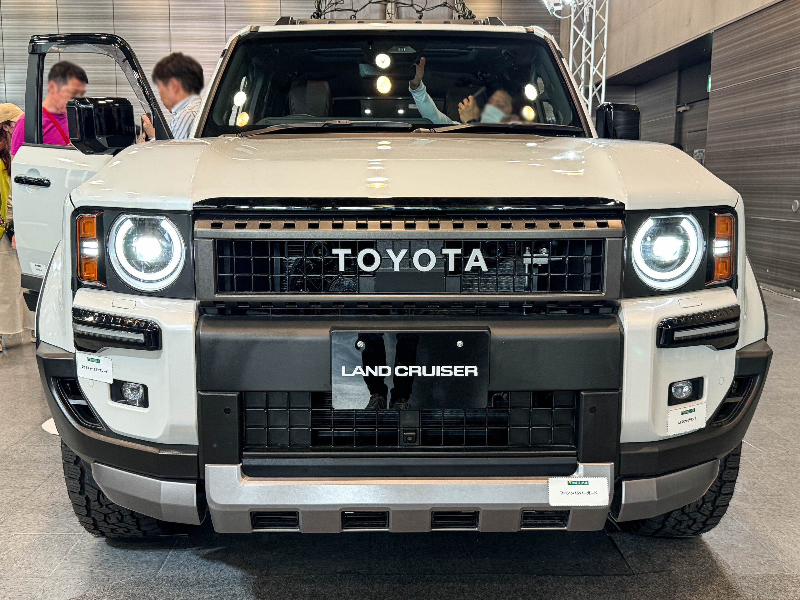 ついに発表！ 新型ランドクルーザー 250は丸目と角目！ 14年ぶりのフルモデルチェンジで全面的に進化！ さらにランクル70が日本再上陸！フレックス