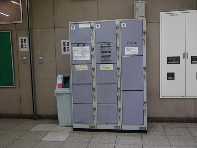 新宿駅や周辺のコインロッカー29カ所を徹底解説！場所や料金、便利な使い方を詳しくご紹介 - まっぷるウェブ