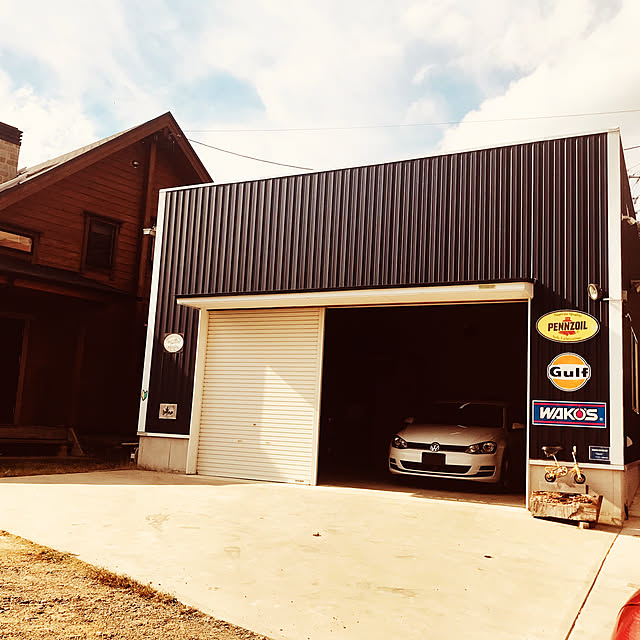 所ジョージさんの「世田谷ベース」にあるバイク小屋はシダーシェッド「ランチャー」だという自慢話 - J STYLE GARAGE