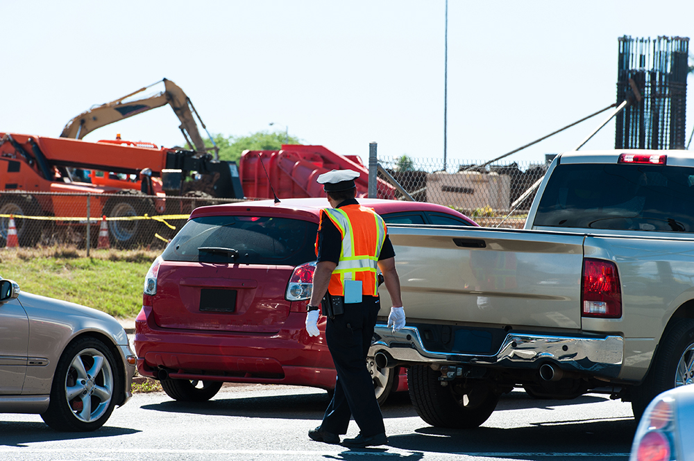 ビル解体工事現場でコンクリート片が落下 警備員が死亡テレ東BIZ