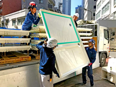 楽天市場 電子ホイッスル 軽量 小型 音量調整 生活防水 審判 スポーツ レフリー 災害 熊避け 防犯 衛生 感染対策 建設工事 楊重作業時マスクを着用しながら使用可能なホイッスル : Bruck 楽天市場店