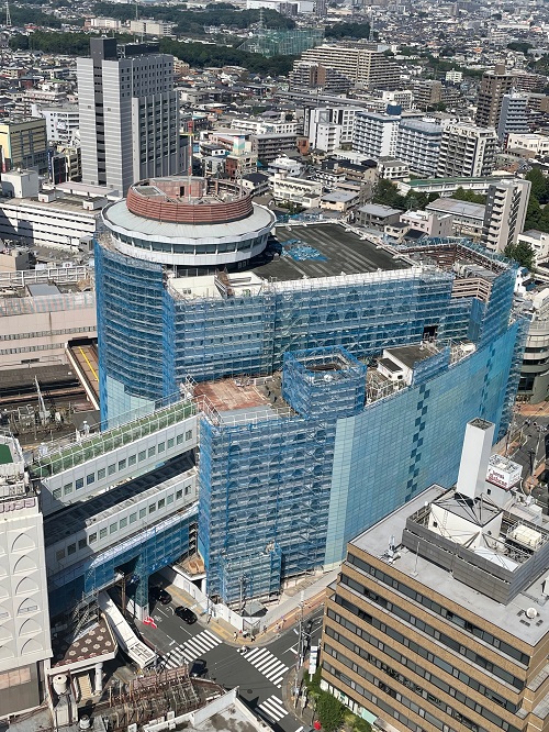 旧そごう柏店本館に足場がかかり始める、本格的な解体工事がスタート - 柏つうしん - 千葉県柏市の地域情報ブログ