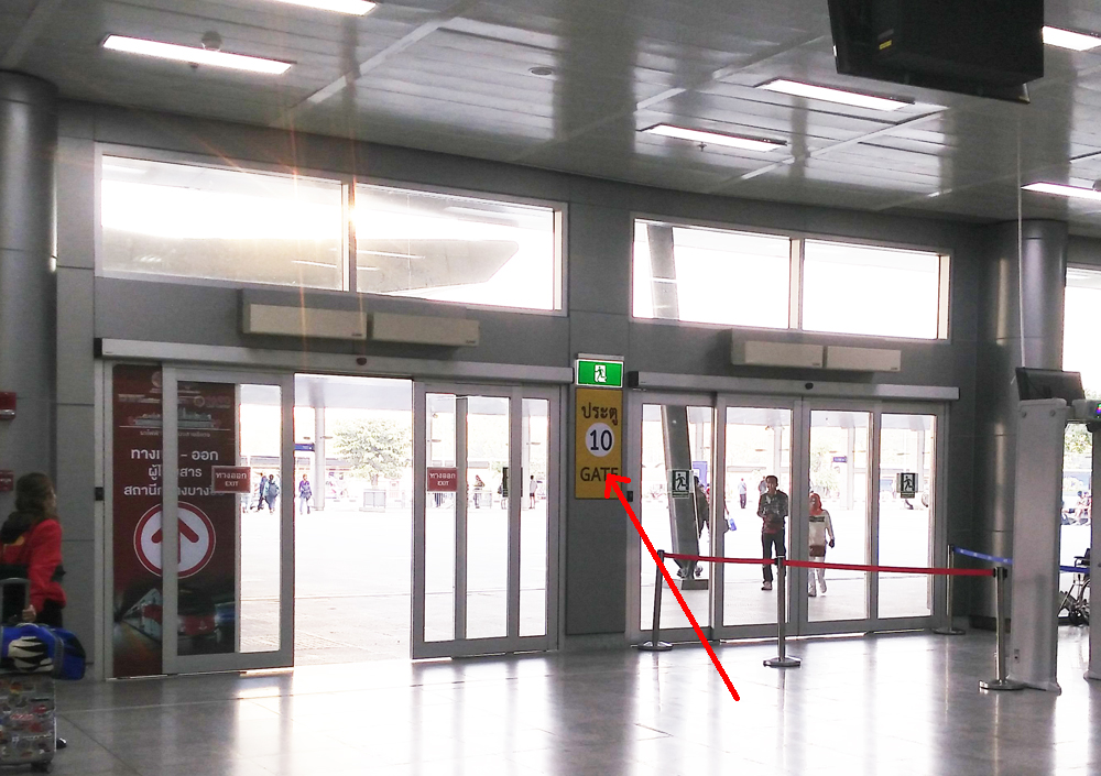 おすすめバンコク街歩き 古き良き情緒を感じさせるタイ国鉄バンスー駅バンコク日本人宿その名もＪＰ