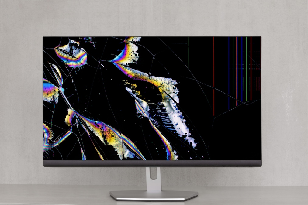 液晶テレビを処分費用・送料無料で宅配回収 ! 全国対応のパソコン処分本舗