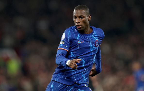 🔔 Here we go 🔔 Nicolas Jackson joins Bayern Munich 🇩🇪🔥チェルシーで磨かれた爆発力を武器に、ブンデスリーガに新たな風を吹き込む！ He's got the pace, power and potentialto shine in Germany. バイエルンの次なる主役は彼か――期待しかない。 Like & Follow