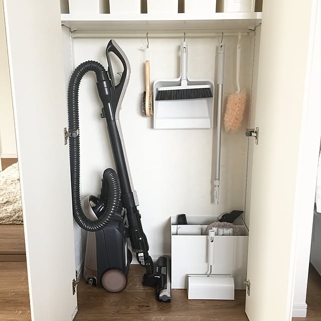 Amazon.co.jp: スチール製掃除用具入れ 幅45.5×奥行51.5×高さ179cm 1台掃除用具 収納 掃除 ロッカー 掃除道具 収納掃除道具入れ ストア・エキスプレス61-784-55-1_6282-60 : 文房具・オフィス用品