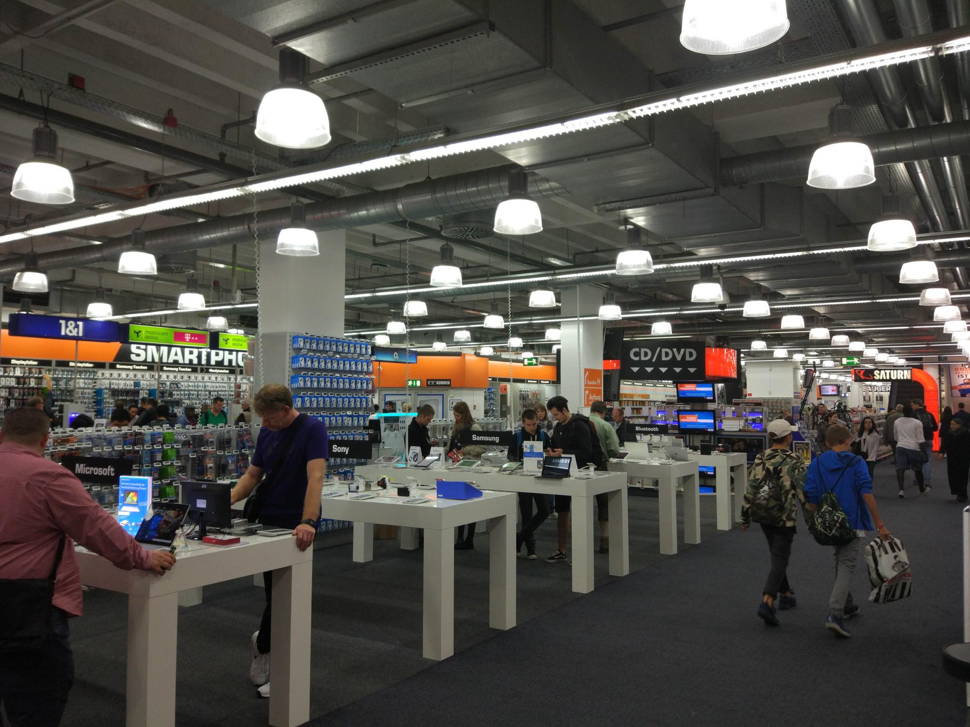 ドイツの家電量販店「MediaMarket」と「SATURN」行ってきたのでレポ！営業時間やアクセスなど