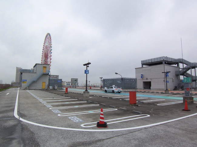 インターペットの駐車場大混雑につき、ビーナスフォートからの無料シャトルバスが快適でしたつつじろぐ