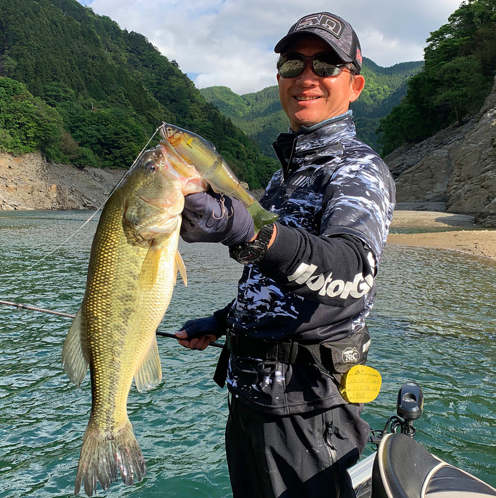 裏事情・ヒソヒソ話:3ページ目青春出版社