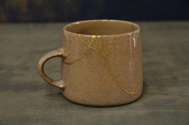 ガラスの処分方法！ガラスの割り方やガラス製品の処分方法も解説