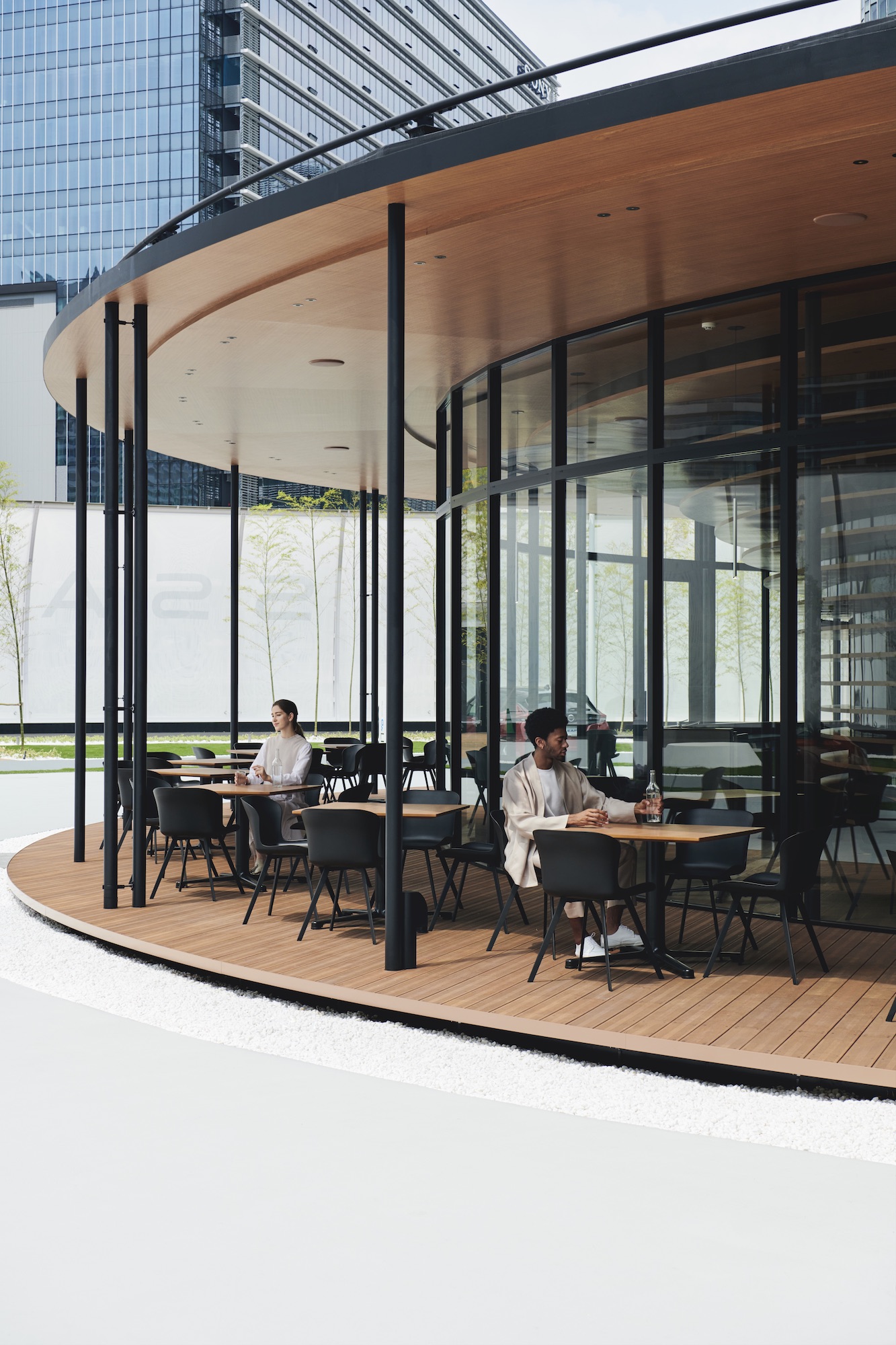 食」でチームを強くする！ 横浜Ｆ・マリノス×ｓｕｂＬｉｍｅの強力タッグレストラン！ｓＭｉＬｅ ｔａｂｌｅ スマイルテーブル がオープン！GYROHOLDINGS 株式会社のプレスリリース