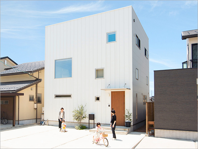 郵便ポストの気になる投函口のサイズについてお伝えします！ジューシーガーデン 公式ブログ