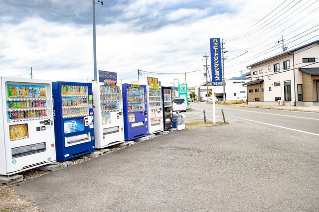 長野・山梨】ドライブ中に100％遭遇!? 1,200店舗以上の「ハッピードリンクショップ」で幸せプラス｜旅色LIKES