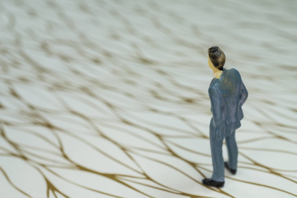 レベルの低い職場の特徴 対処法 ～ここは小学校ですか？～エッジニュース