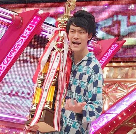 チンチロ 丼 粗品 粗品 霜降り明星on X: