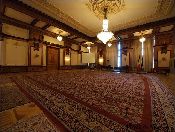 国民の館ブカレストで必見！ - 贅を尽くした宮殿と素晴らしい眺望 - ルーマニア旅行記 - 憧れの地へ - 心に残る海外の風景と思い出