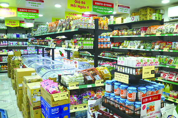 業務スーパーの鍋つゆ『ヘムルタンの素』は辛くて魚介の旨み濃ゆい！ カラダあたたまる海鮮チゲmitok ミトク