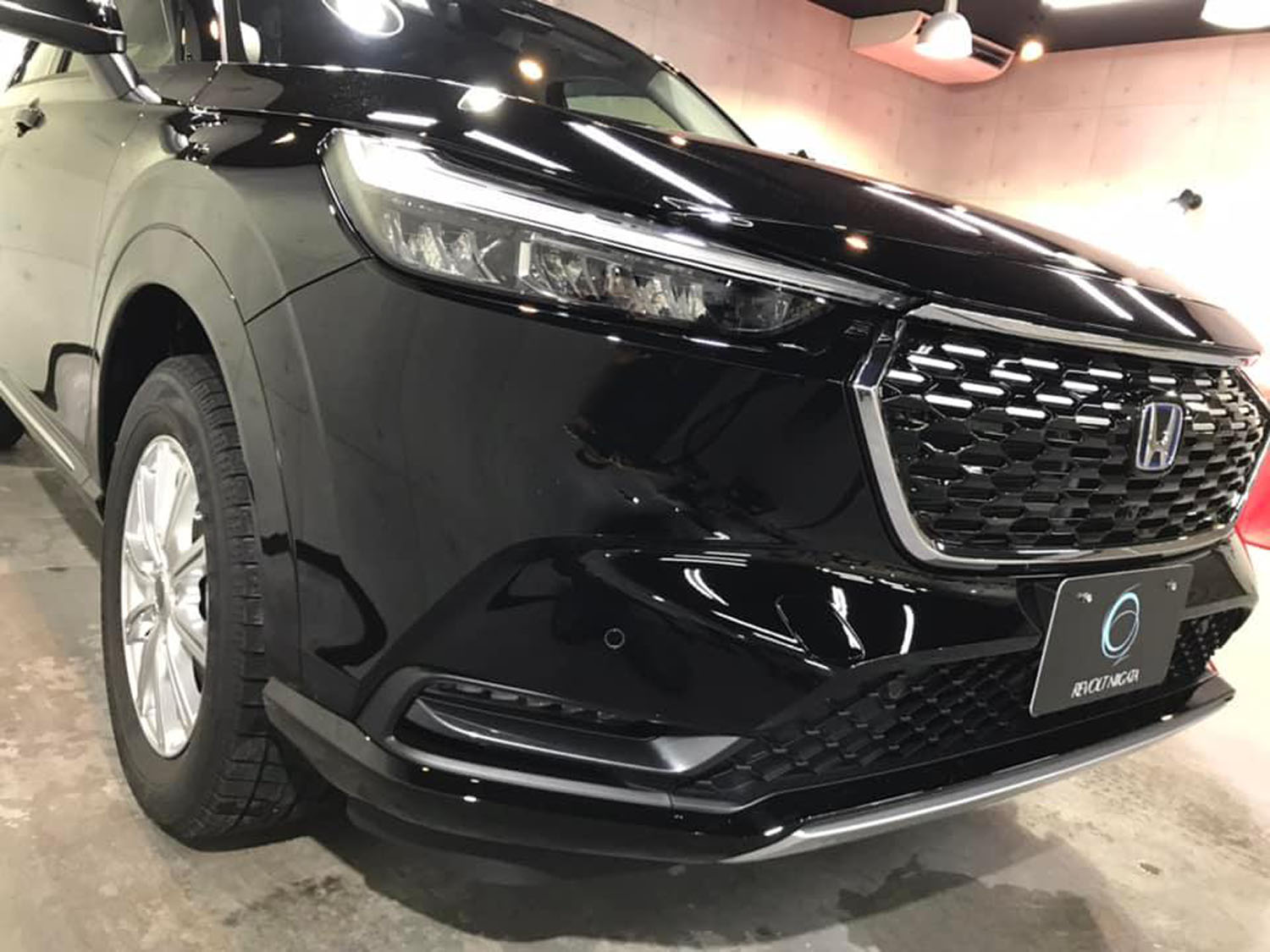 ホンダ ヴェゼル ハード研磨＋グロスアーマー施工！！カーコーティング・洗車ならTOM'S FACTORY合同会社