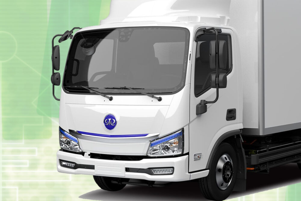 エクストリーム・スポーツには、とびっきりな商用車を使おう！ だから海外版ハイエースが欲しい！ のにMotor-Fan モーターファン自動車関連記事を中心に配信するメディアプラットフォーム