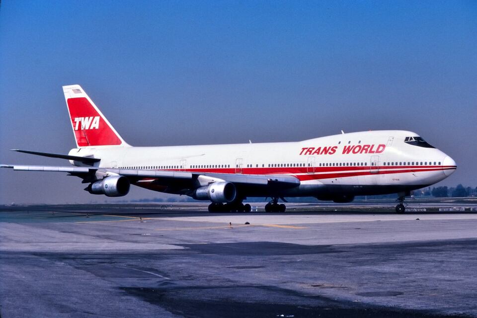 IKEA イケアのパソコンデスク IDÅSEN イドーセンを購入したのでレビュー！と初期不良を引いた話。ねこつきLab