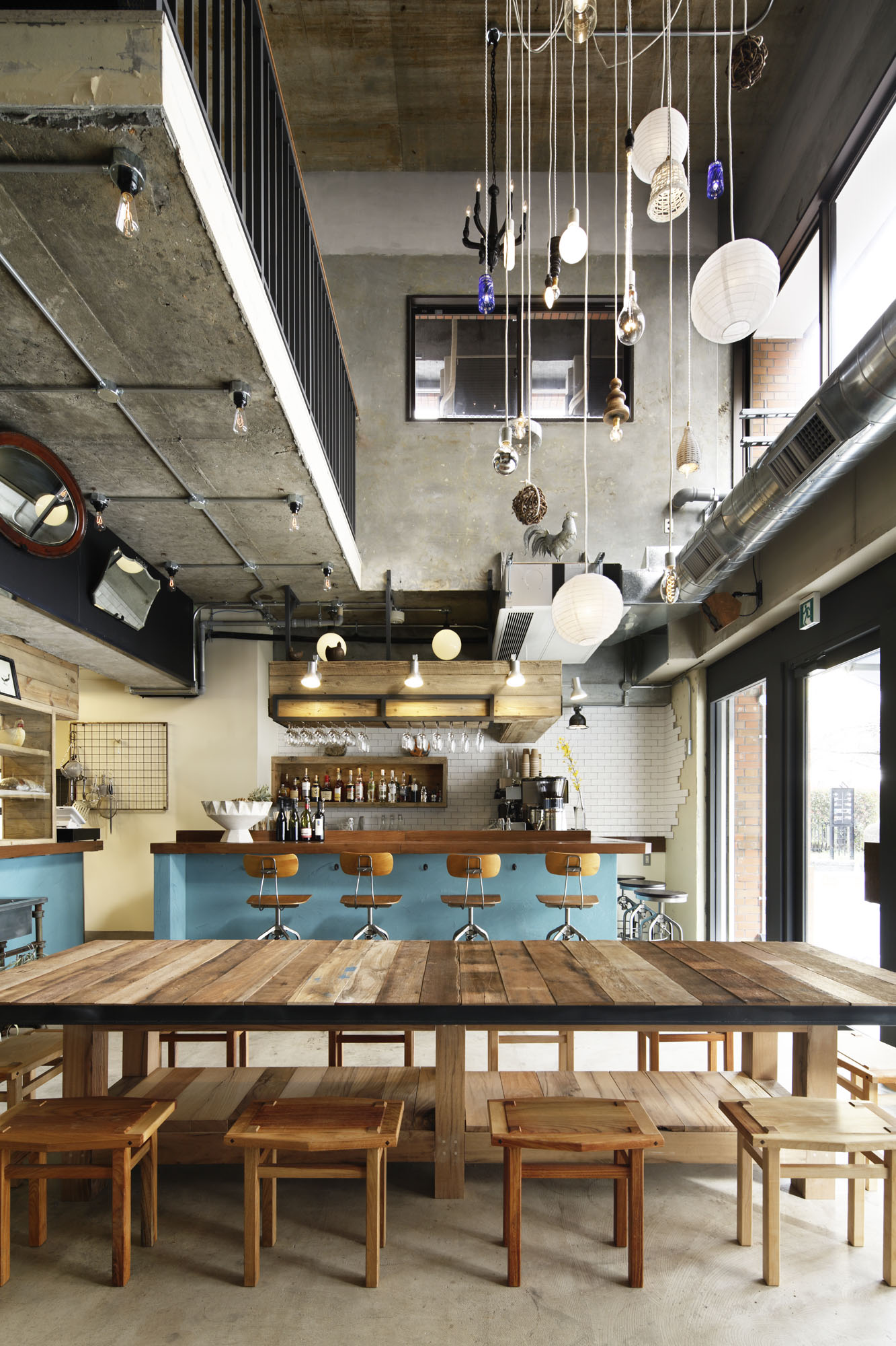 店舗内装の色選びはなにを基準に考えればいい？配色のポイントをご紹介コリドール CORRiDOR