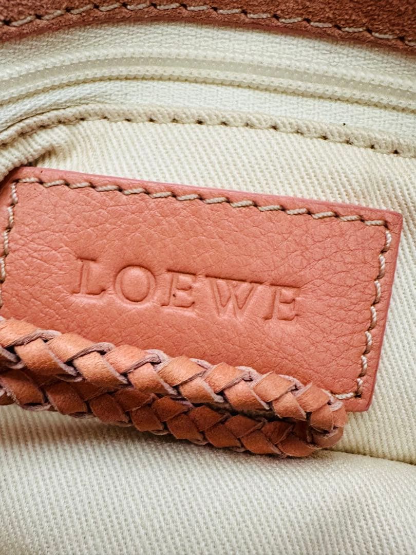 ロエベロゴ」のアイデア 10 件高級壁紙, アップルウォッチの壁紙, ロゴ 壁紙