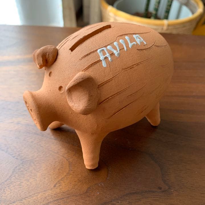 貯めることより割ることを主眼にした貯金箱 : きよおと-KiYOTO