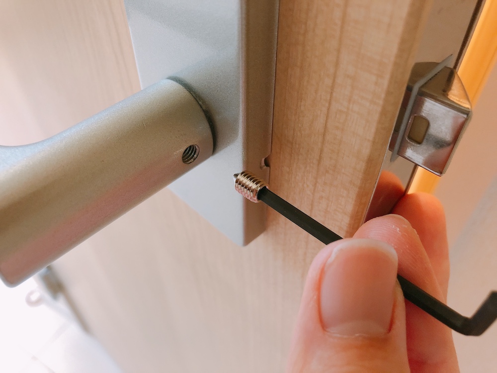 古いトイレのドアノブ交換 *^_^*DIY女子部 過去ログ