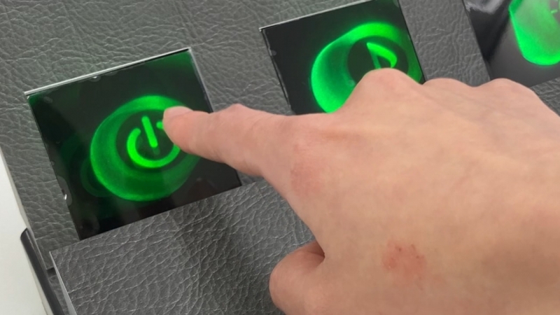 核ミサイル発射ボタン トランプ大統領の黒いカバン その中身は？手順は